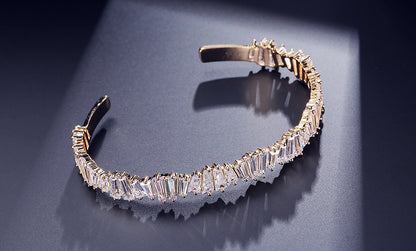 Flashy Vibrant Classy Zircon Bracelet