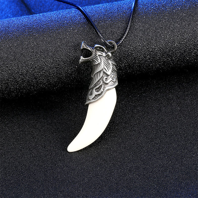 Fashion Resin wolf Tooth Alloy Wolf Head Pendant Necklace with Leather Rope