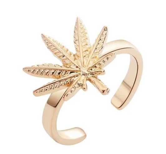 Female Temperament Leaf Ring