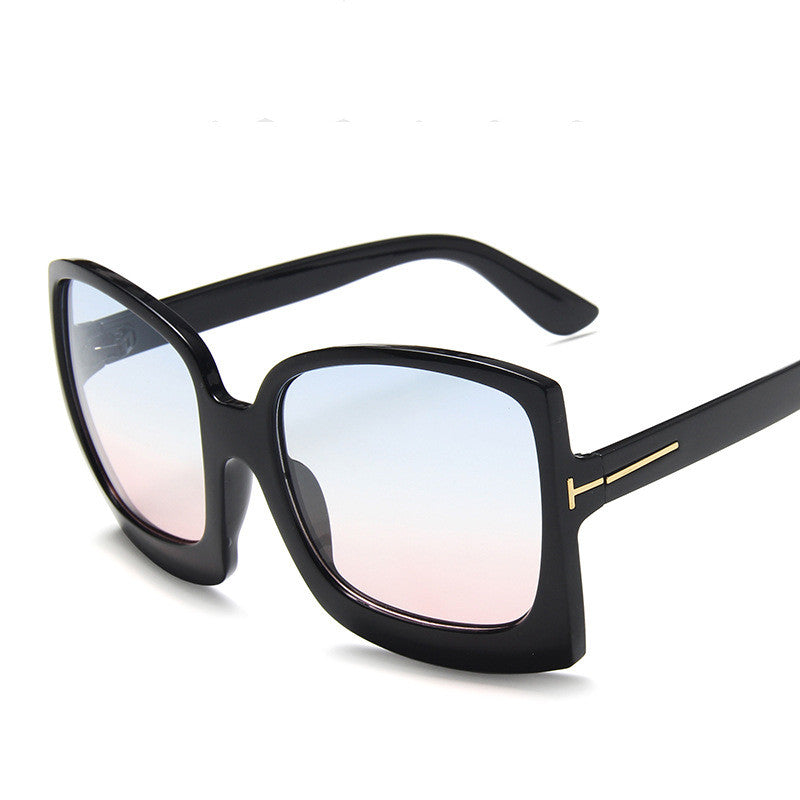 Retro Vintage Modern Sassy Shades Sunglasses