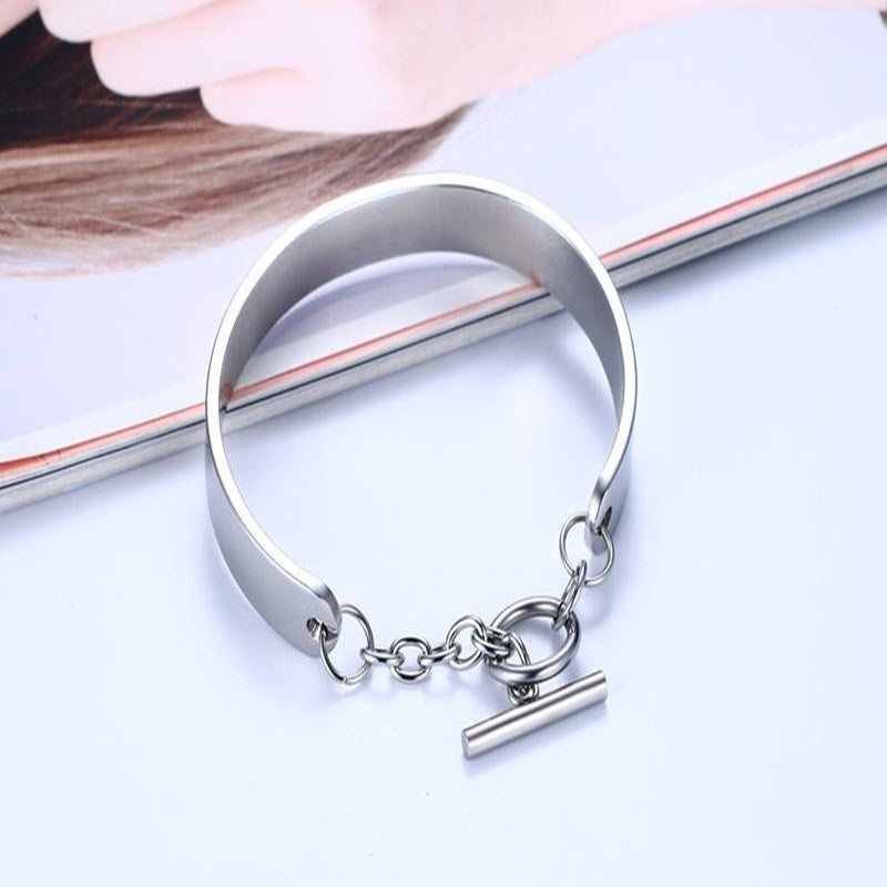 Ladies Stainless steel personality bracelet